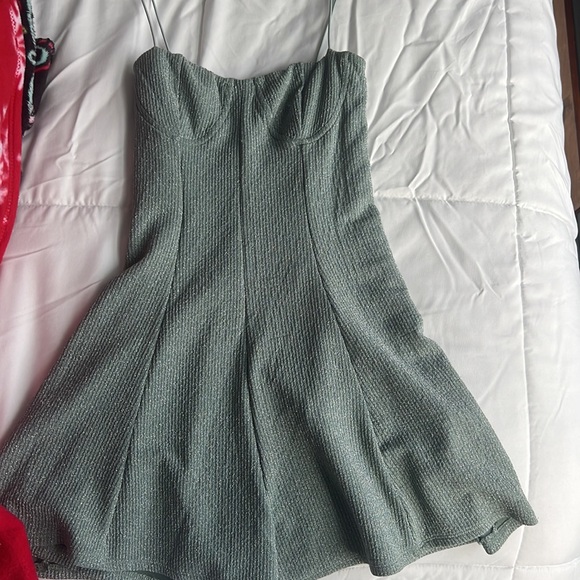 Urban Outfitters Romper - Picture 2 of 3